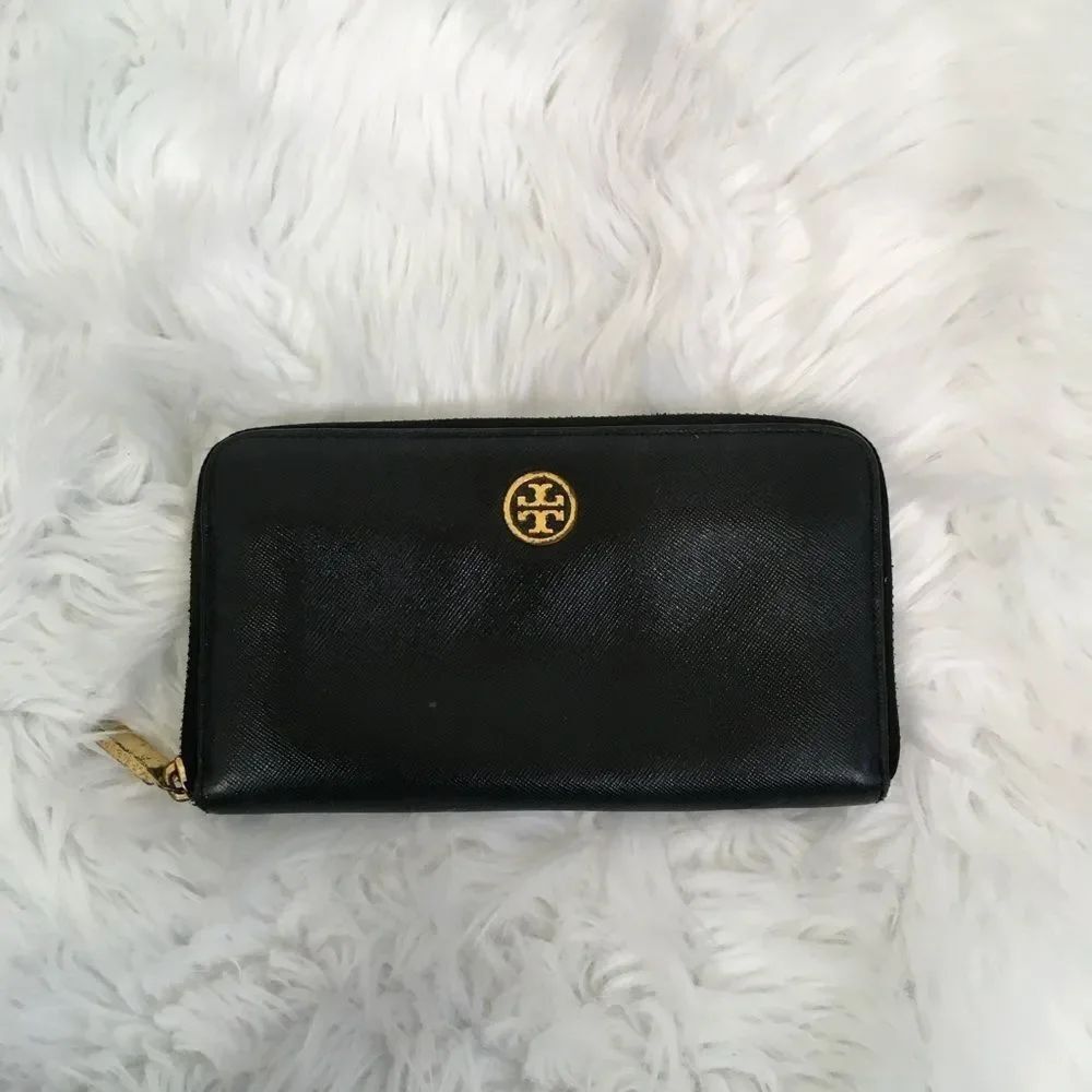Tory Burch Black Leather Continental Zip Wallet - Picture 3 of 16